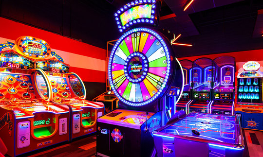 Corporate Parties, Office Events | Lucky Strike